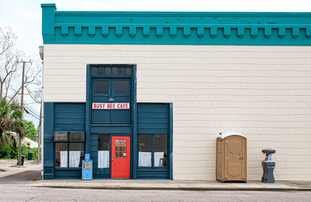 Porta potty delivery and setup in Norris, TN